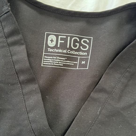 Figs Catarina scrubs black top - Picture 2 of 3